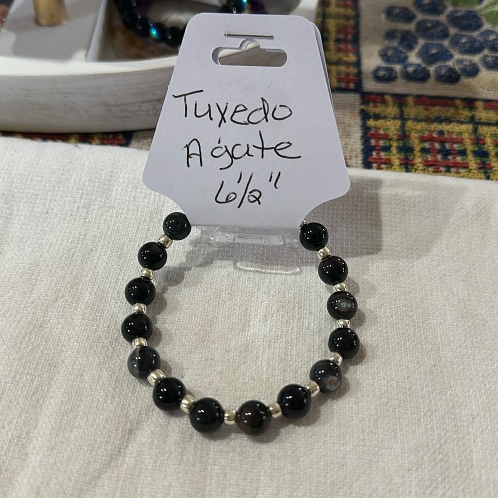 Hand Crafted Tuxedo Agate Stretch Bracelet